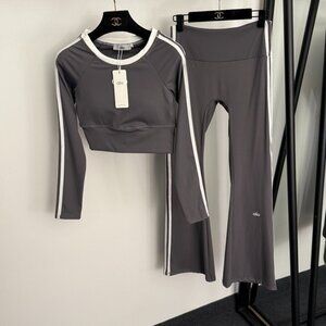 ALO Yoga Long-sleeved short-sleeved bodysuit